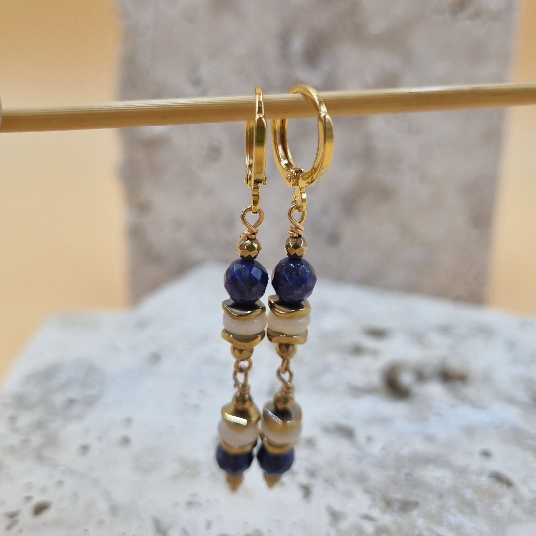 Boucles d'oreilles en pierres naturelles énergétiques en Lapis lazuli - paix intérieure - sérénité - clairvoyance