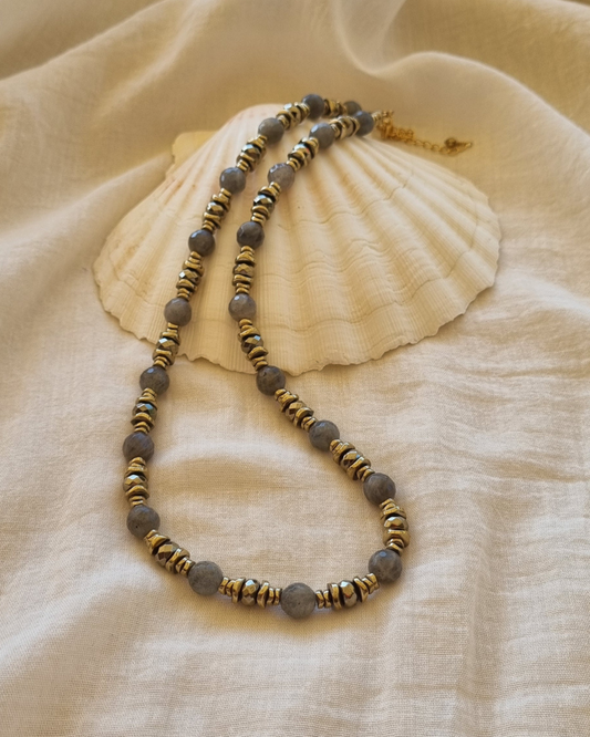 collier labradorite hématite lithothérpie énergie au quotidien