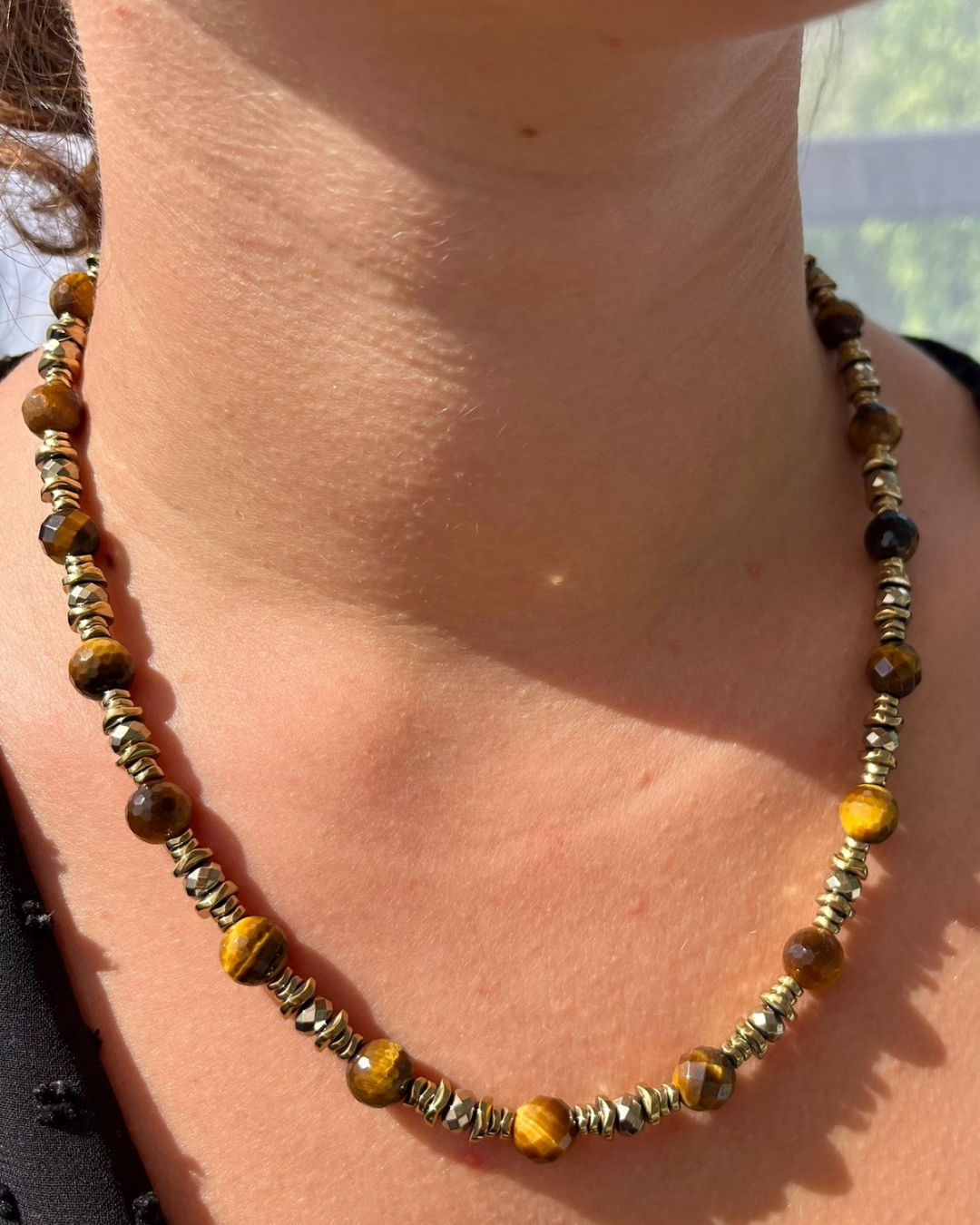 collier oeil de tigre hématite création artisanale lithothérapie