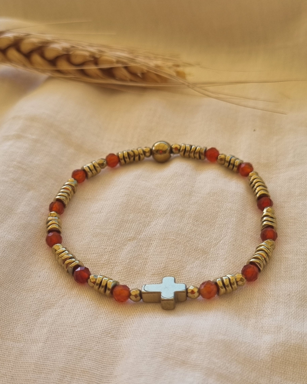 Bracelet SYBILLE Cornaline et Hématites dorées