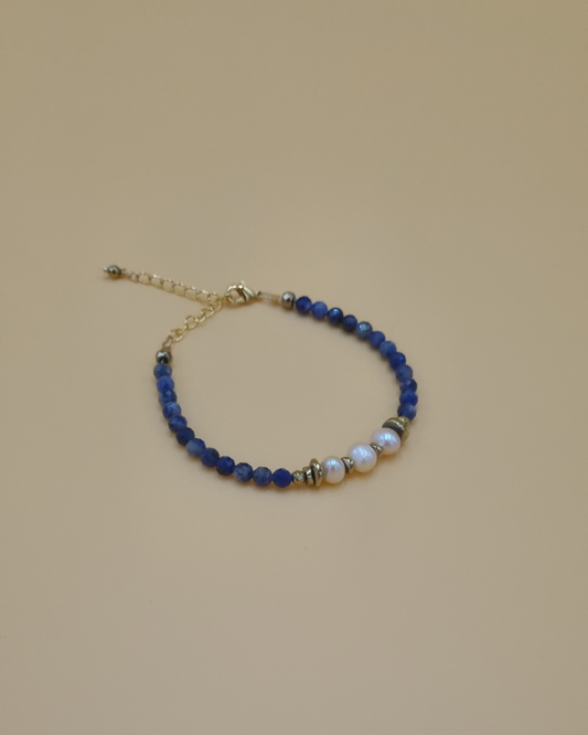 Bracelet Séléna Sodalite, perles de culture et hématites dorées