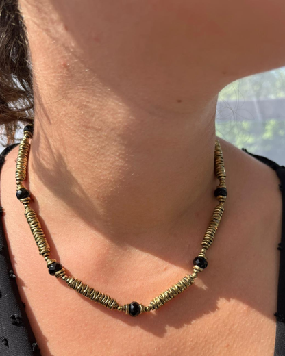 Collier Mélisandre Onyx et hématites dorées